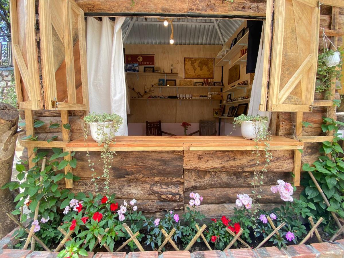 Ferienwohnung The Burrow Dalat Exterior foto