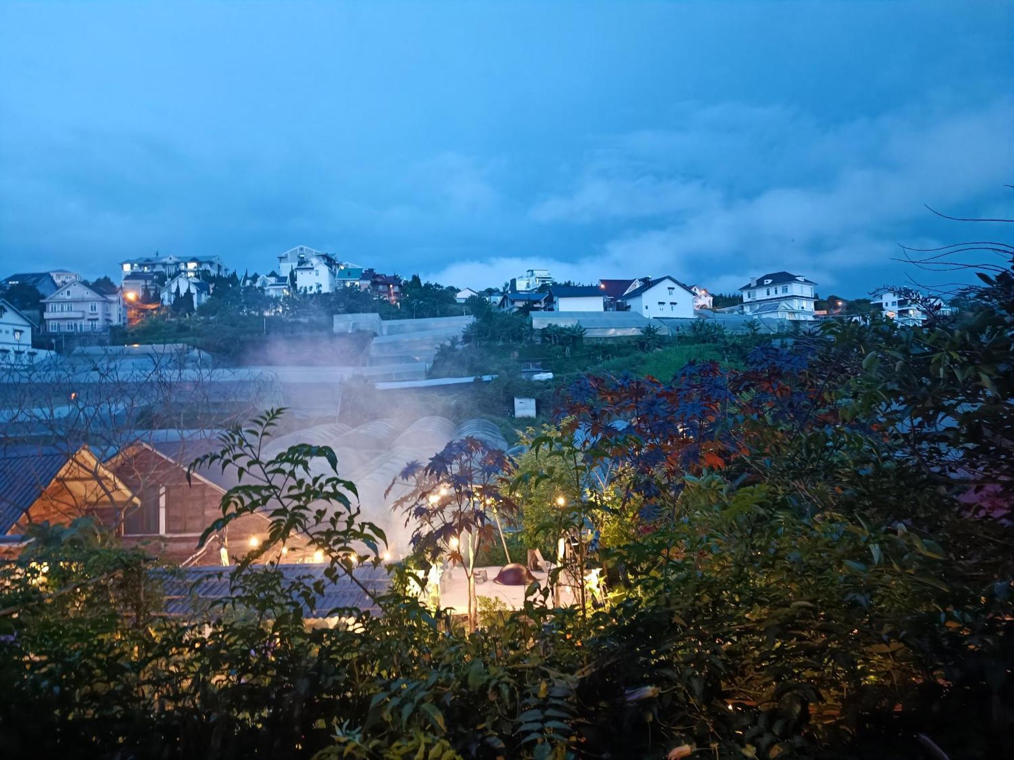 Ferienwohnung The Burrow Dalat Exterior foto